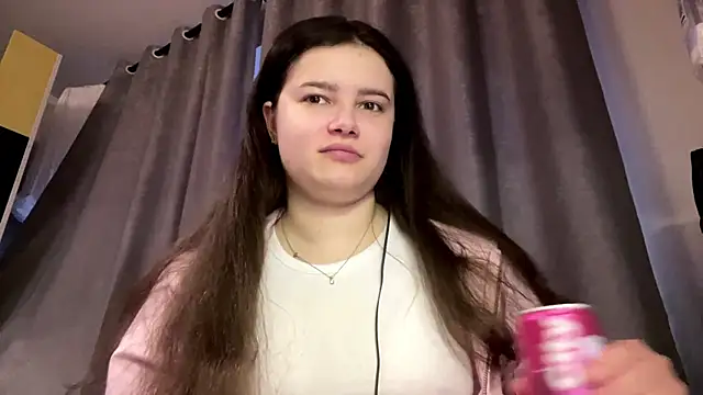 LonnaVandal online show from April 2026 05:48:02 PM