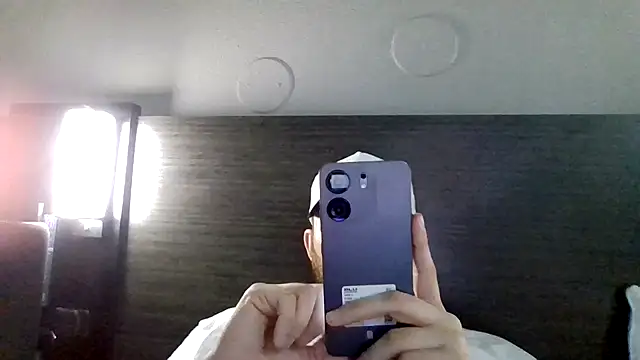 tallhungcloudzz online show from April 2026 05:54:02 AM