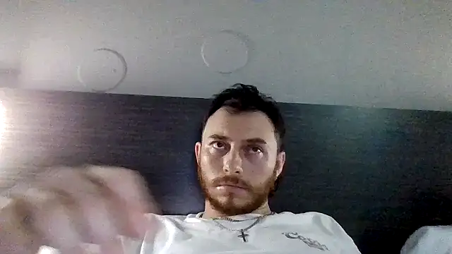 tallhungcloudzz online show from April 2026 01:41:02 PM