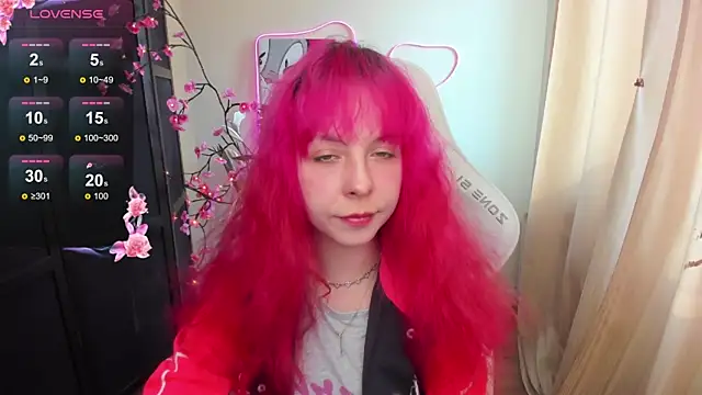 InfernoKitten online show from April 2026 01:08:01 AM