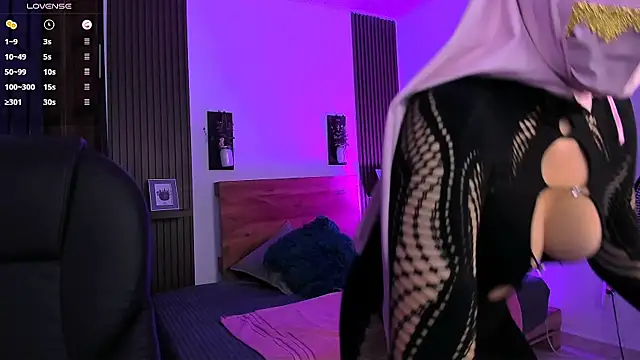 Shiraazz   online show from April 2026 07:07:02 PM