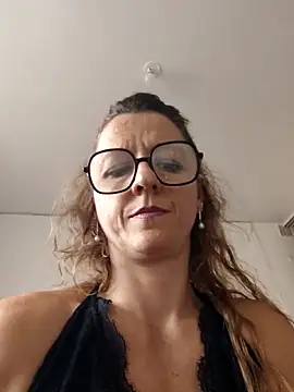 Shely5934 online show from June 2026 12:50:02 PM