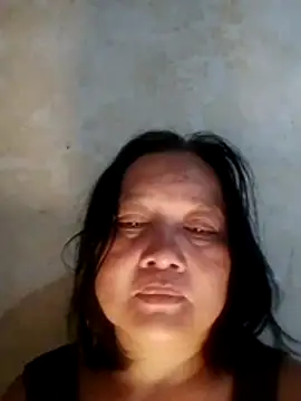 jeanyummytits online show from July 2026 10:45:01 PM