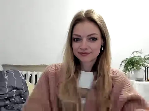 Snapshot of Severina7 chatting on May 2026 08:02:02 PM Severina7 online show from May 2026 08:02:02 PM