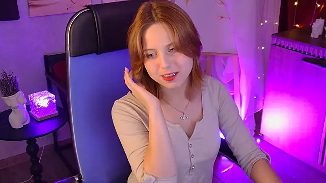 VivienneHebert online show from July 2026 12:53:02 PM