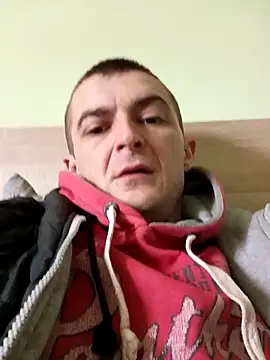 Mariofls online show from May 2026 12:32:02 PM