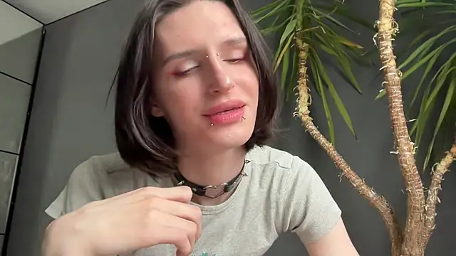 Niky Long online show from June 2026 01:35:01 PM