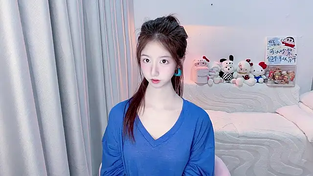 Snapshot of lucky-tt chatting on July 2026 12:11:01 PM lucky-tt online show from July 2026 12:11:01 PM
