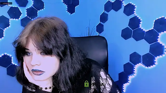 nikki kiss  online show from May 2026 08:42:01 AM