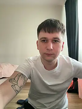 Snapshot of submarine_ chatting on April 2026 12:44:02 PM submarine online show from April 2026 12:44:02 PM