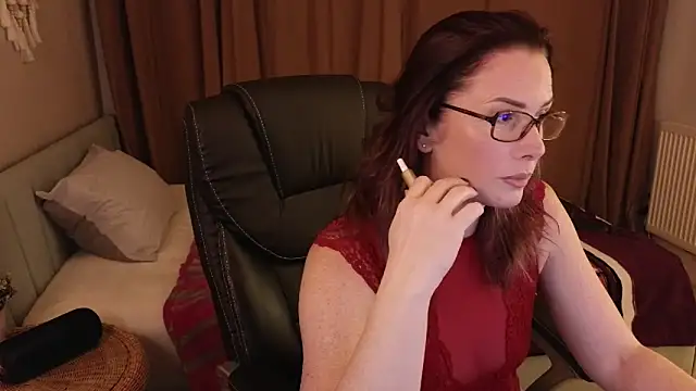 Sharon Red online show from December 2024 06:37:01 PM