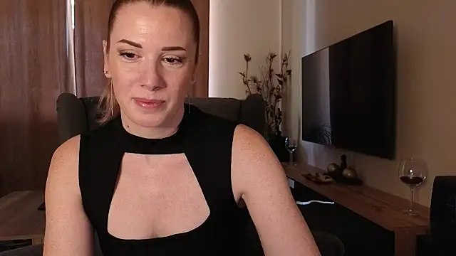 Sharon Red online show from February 2025 10:07:01 AM