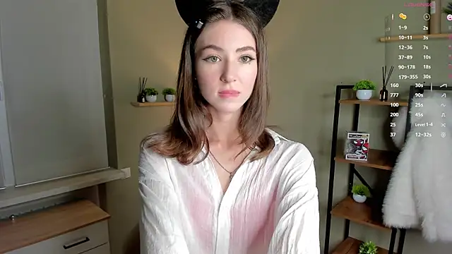 Peaches Peaches online show from June 2026 04:46:02 PM