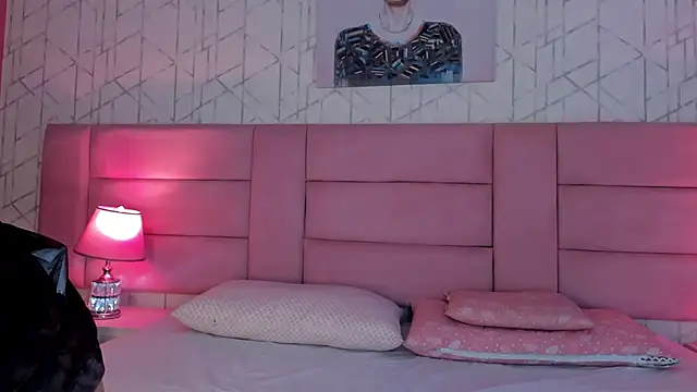 BellaViixen online show from April 2026 08:42:02 PM