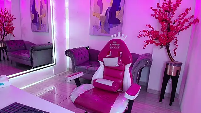 Patme queen online show from June 2026 07:29:01 PM