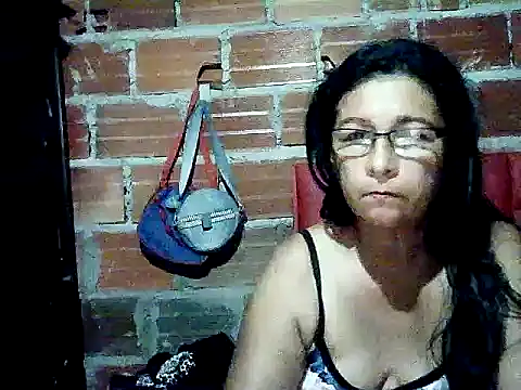 lola teem online show from April 2026 04:16:01 AM