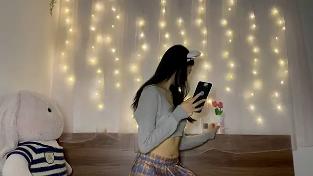 Snapshot of shy_pink_doll chatting on May 2026 03:08:02 PM shy pink doll online show from May 2026 03:08:02 PM