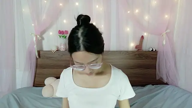 shy pink doll online show from July 2026 03:48:02 PM