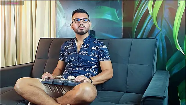 JacobWestt online show from April 2026 11:24:02 AM