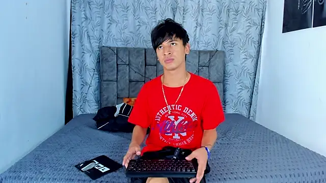 IhanKing online show from June 2026 06:50:01 PM