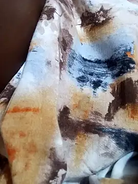 Beverlyswees online show from April 2026 02:16:02 PM