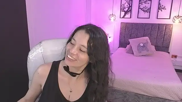 Snapshot of Samantha_bloww1 chatting on May 2026 03:35:02 AM Samantha bloww1 online show from May 2026 03:35:02 AM