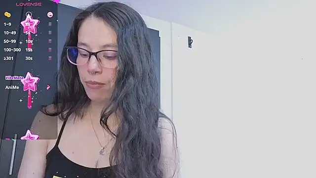 Snapshot of Samantha_bloww1 chatting on June 2026 02:14:01 AM Samantha bloww1 online show from June 2026 02:14:01 AM