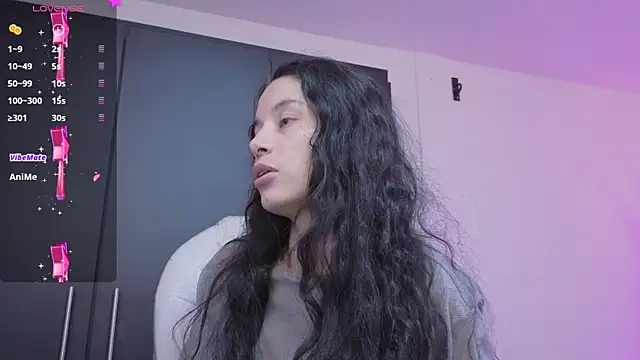 Snapshot of Samantha_bloww1 chatting on June 2026 02:47:02 AM Samantha bloww1 online show from June 2026 02:47:02 AM