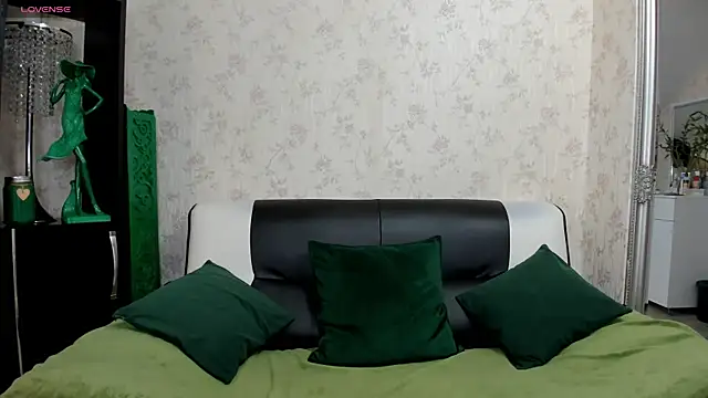 FemCupid online show from May 2026 04:51:01 AM
