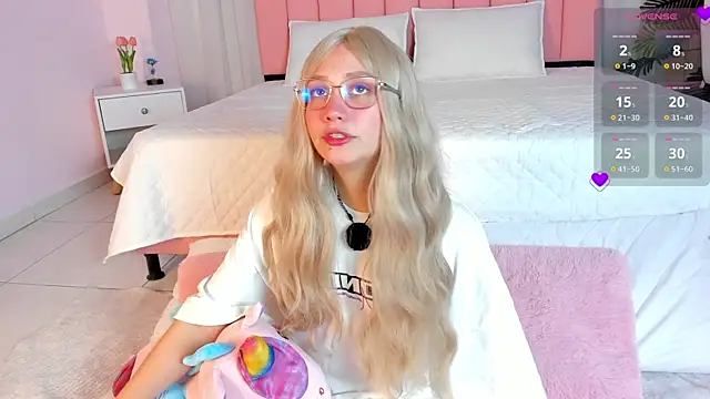 sweett fire online show from April 2026 08:57:02 PM