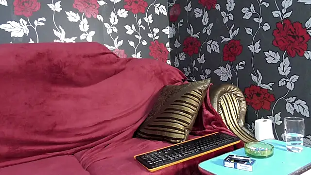 LiammJames online show from April 2026 07:58:01 PM