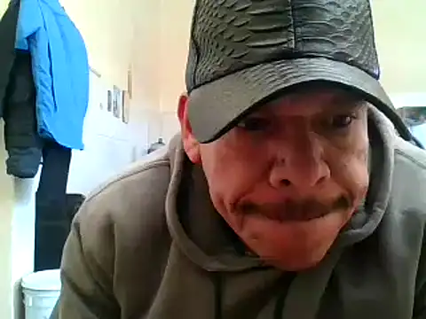 Oskr2024XXX online show from February 2025 08:00:02 PM