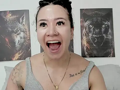 AngelMartinss online show from April 2026 04:35:01 PM