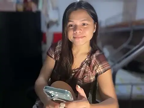 transaliyah online show from April 2026 02:42:01 PM