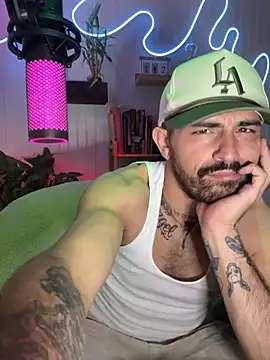 NickyThix online show from April 2026 04:07:02 AM