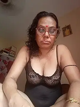 Sanjanabiswas947 online show from April 2026 09:10:01 AM