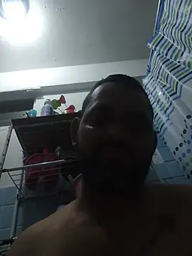 Snapshot of castellano10 chatting on May 2026 08:43:02 AM castellano10 online show from May 2026 08:43:02 AM