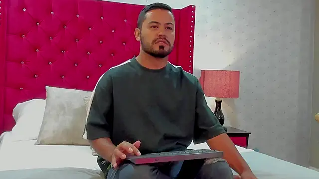 PaoloWalker online show from April 2026 03:10:02 AM