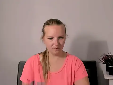Snapshot of RoseTeacherX chatting on June 2026 05:04:02 PM RoseTeacherX online show from June 2026 05:04:02 PM