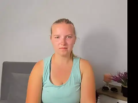 Snapshot of RoseTeacherX chatting on July 2026 05:11:01 PM RoseTeacherX online show from July 2026 05:11:01 PM
