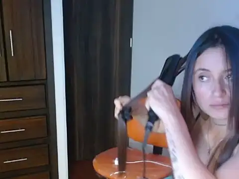 LucyArcy online show from April 2026 07:58:01 PM