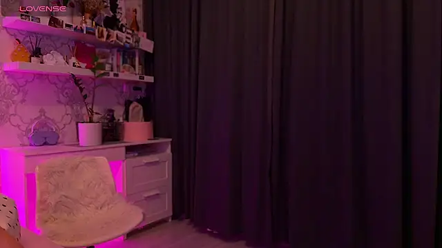 MyNaomi online show from May 2026 05:09:01 PM