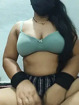 Snapshot of sweetylove01 chatting on June 2026 05:49:02 PM sweetylove01 online show from June 2026 05:49:02 PM