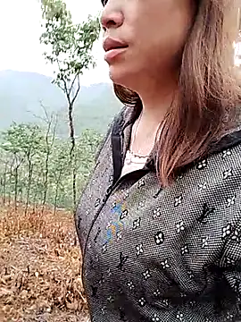 Cong2211 online show from April 2026 12:47:01 AM