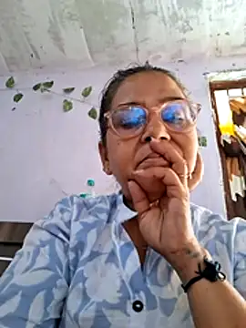 Shalini3456 online show from April 2026 09:05:01 AM