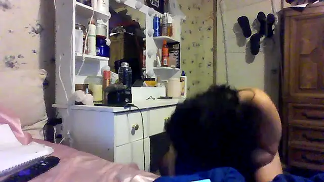 gagqueen2026 online show from April 2026 03:36:01 PM