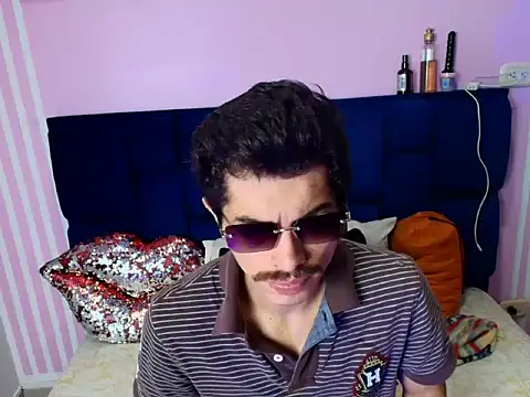 taylor Stele online show from May 2026 01:52:01 PM