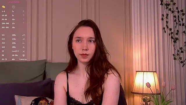 Snapshot of Suzaneey chatting on May 2026 06:23:02 PM Suzaneey online show from May 2026 06:23:02 PM