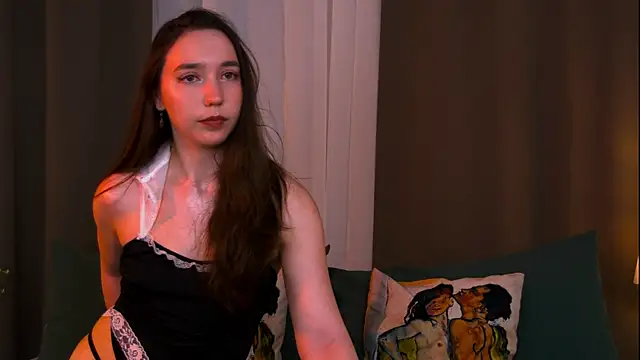 Suzaneey online show from July 2026 07:31:01 PM