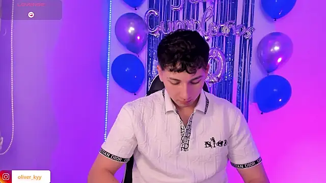 OLIVER K online show from June 2026 12:32:02 AM